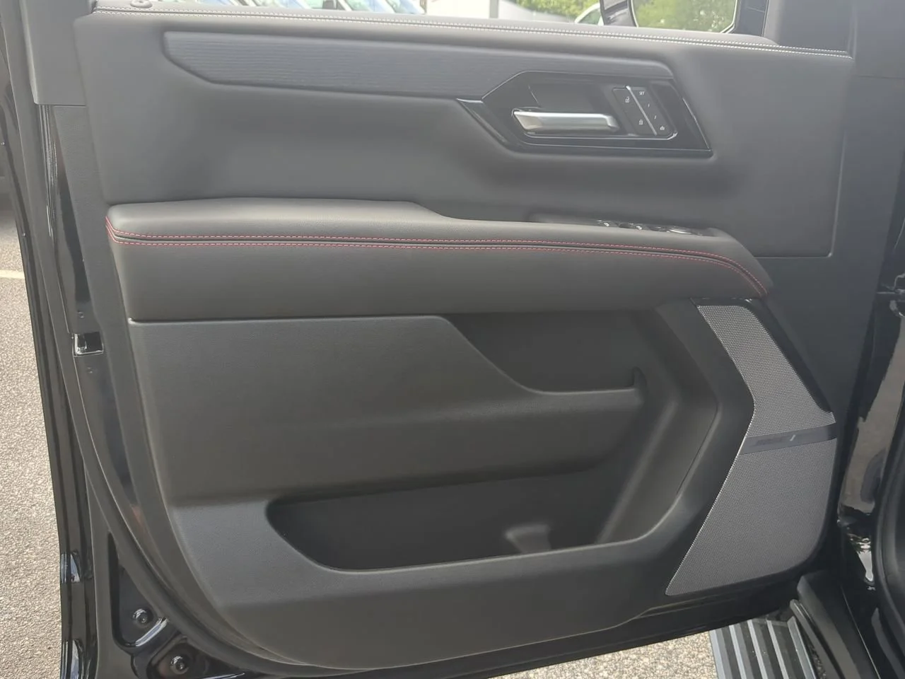 New 2026 Onyx Black GMC AT4 Ultimate image 23