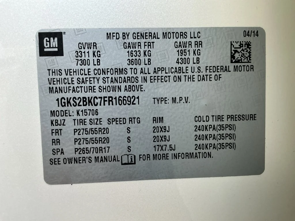 Used 2015 WHITE DIAMOND TRICOAT GMC SLT image 31