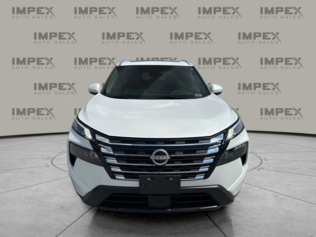 Used 2024 White Nissan SV image 8