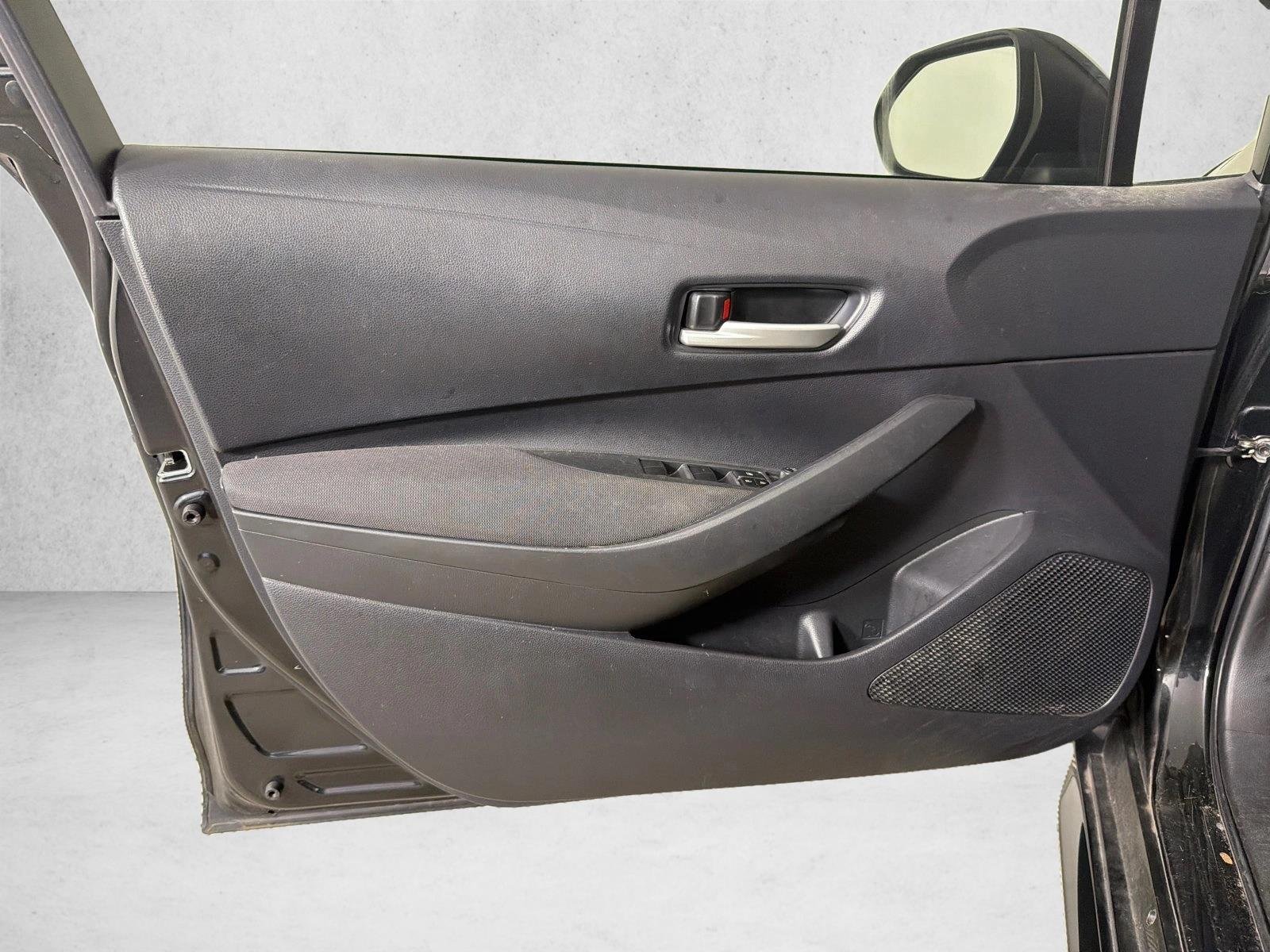 Used 2020 Black Sand Pearl Toyota LE image 10