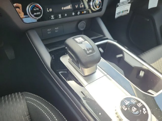 Used 2026 Silver Mitsubishi ES image 24