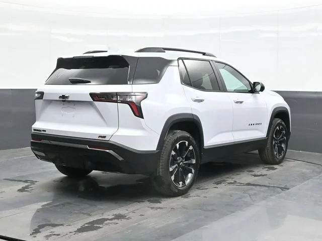 2027 Chevrolet Equinox RS - Photo 9