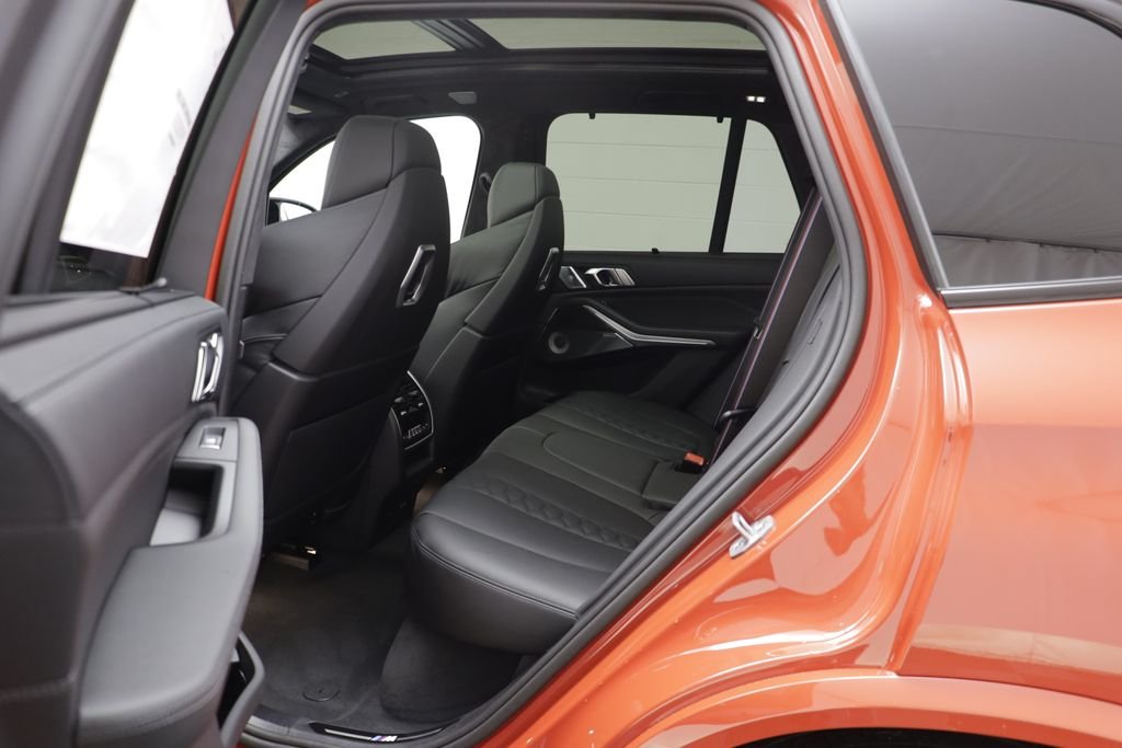 New 2026 Toronto Red Metallic BMW Competition image 18