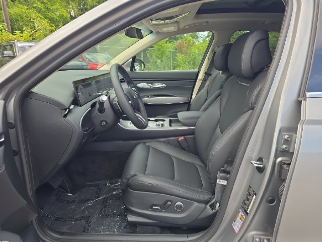 New 2026 Silver Genesis 2.5T Select image 13