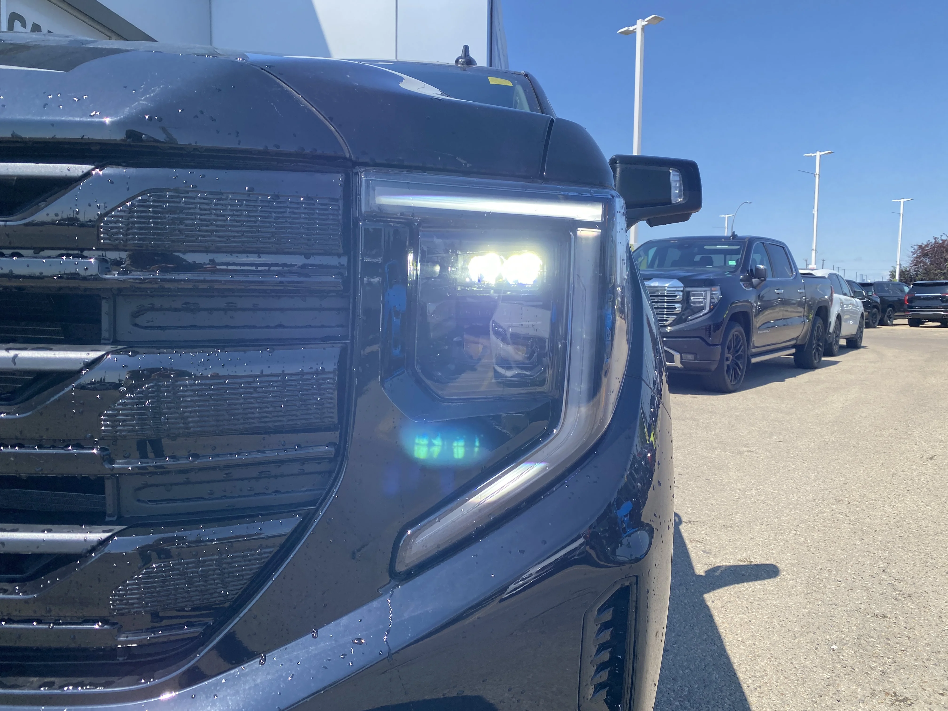 New 2026 ONYX BLACK GMC Elevation image 10