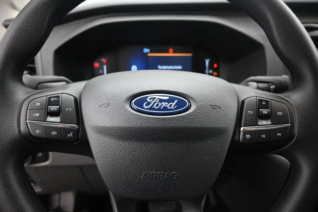 New 2026 Oxford White Ford Base image 9