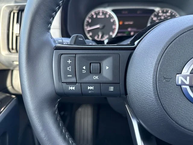 Certified Used 2025 Gray Nissan SL image 29