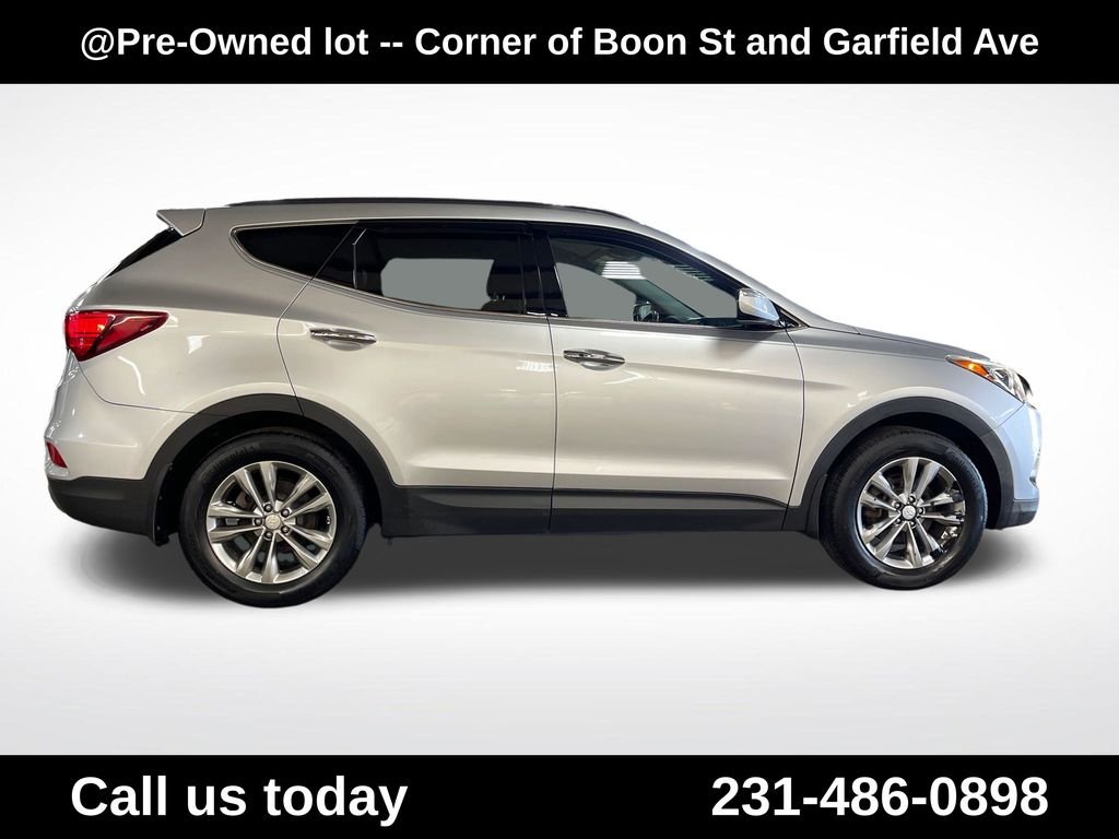 Used 2018 Silver Hyundai 2.0T image 6