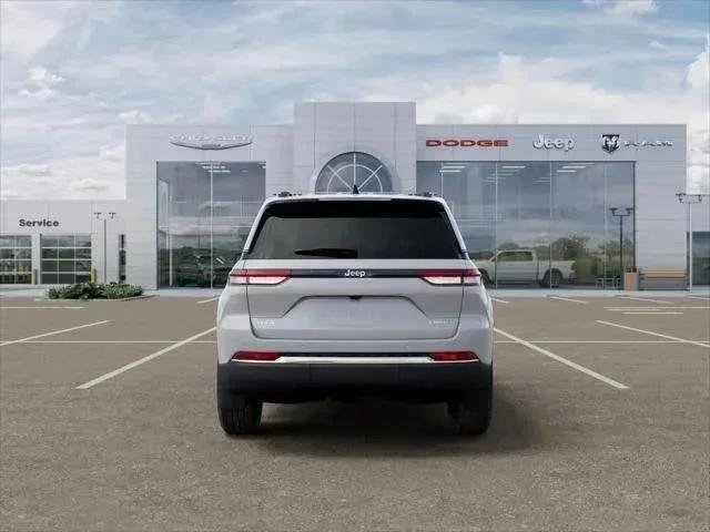 New 2026 Bright White Clear-Coat Exterior Paint Jeep Limited image 33