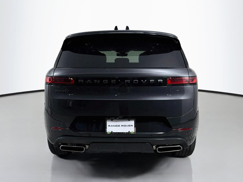 New 2027 Carpathian Grey Land Rover Dynamic SE P400 image 6