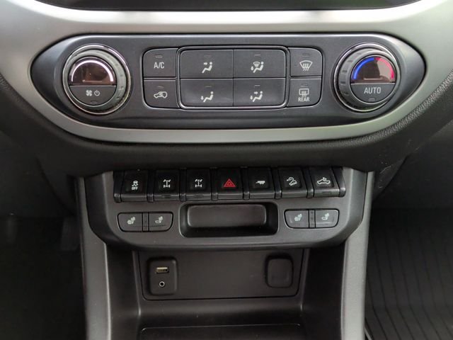 Used 2018 Gray Chevrolet ZR2 image 25