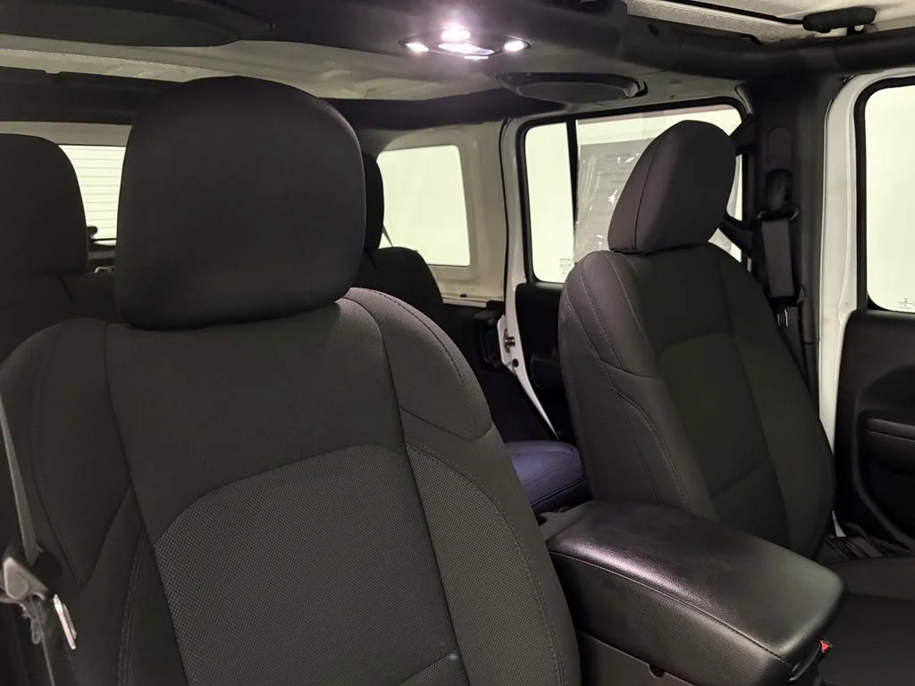 Used 2023 White Jeep Sport image 31