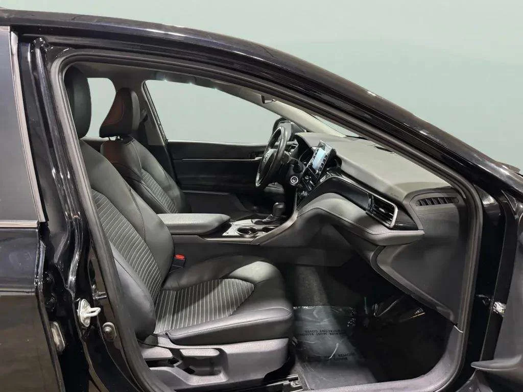 2024 Toyota Camry SE - Photo 24