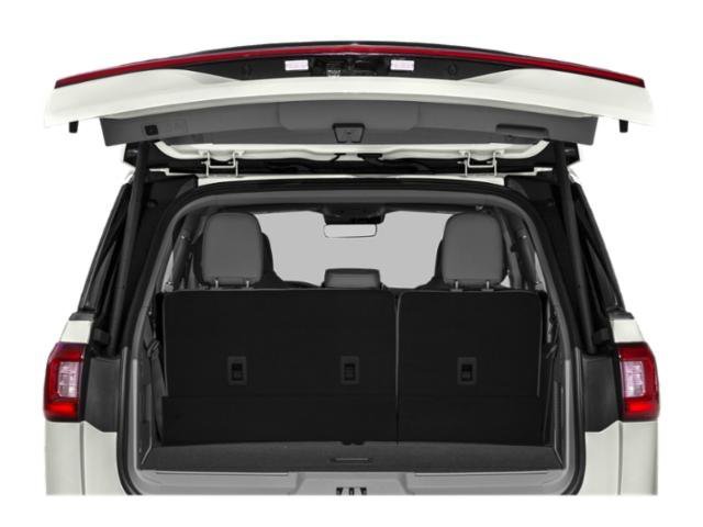 Used 2021 White Lincoln Reserve image 12