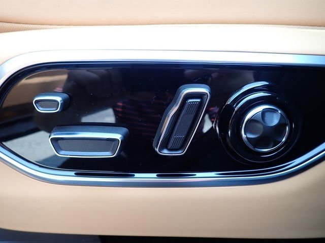 New 2026 Bright White Clear-Coat Exterior Paint Jeep Summit image 17