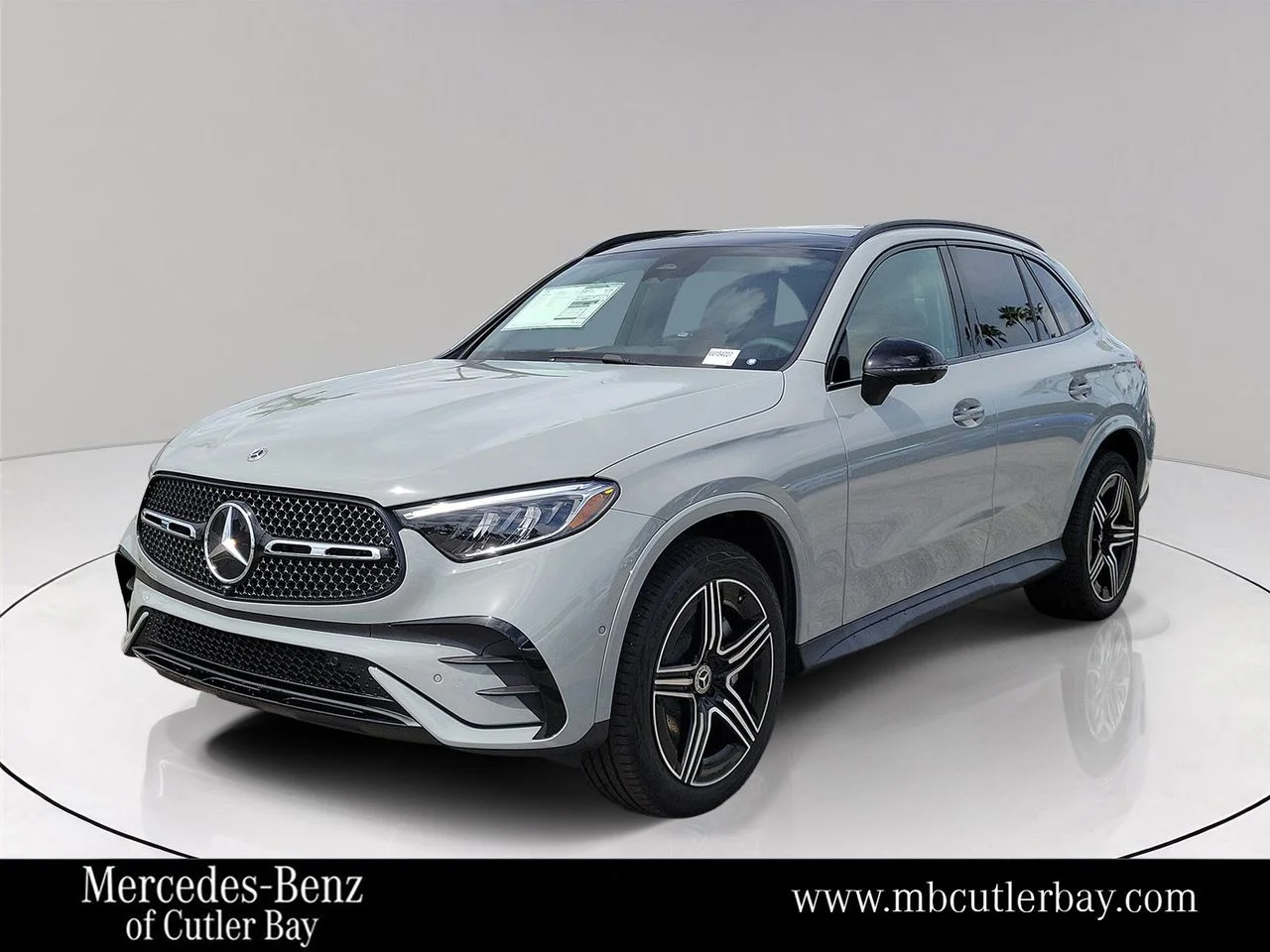 New 2027 MANUFAKTUR Alpine Grey Mercedes-Benz GLC 300 image 1