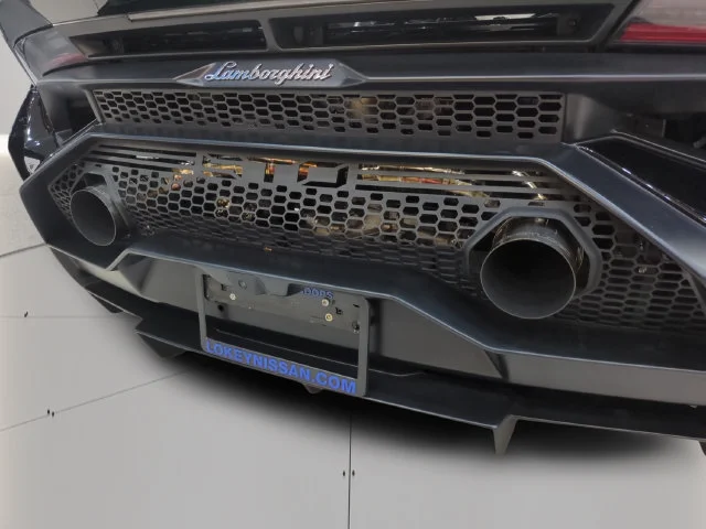 Used 2023 Black Lamborghini Base image 35