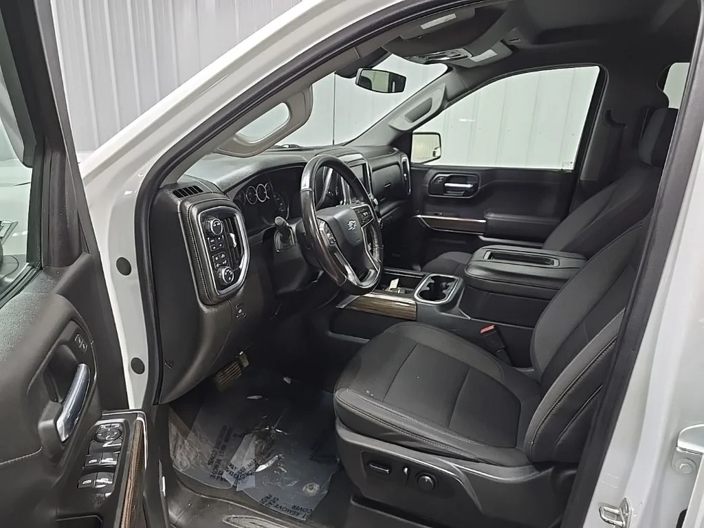 Used 2021 White Chevrolet LT Trail Boss image 33