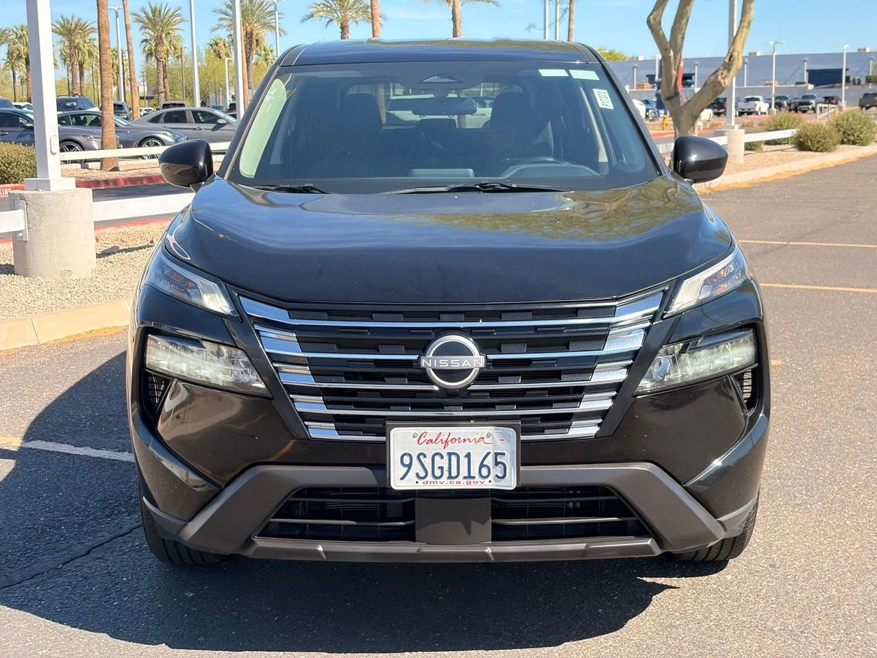 Used 2025 Super Black Nissan SV image 9