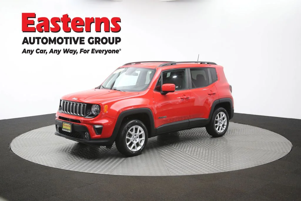 Used 2021 Red Jeep Latitude image 56