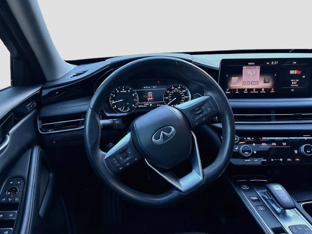 Used 2024 Graphite Shadow INFINITI PURE image 11