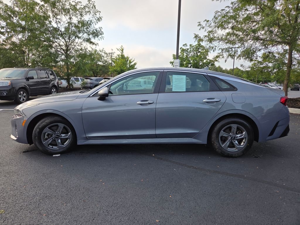 Used 2021 Silver Kia LXS image 19