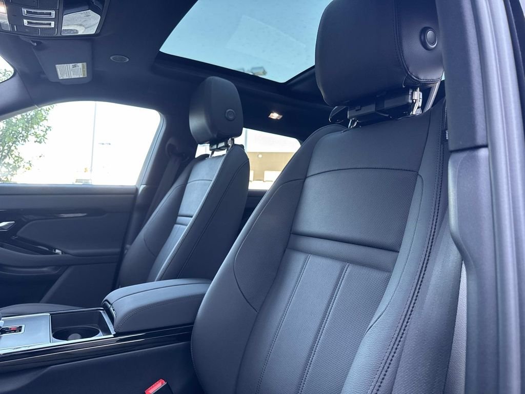New 2026 Santorini Black Land Rover S image 21