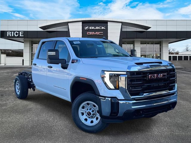 New 2026 GMC Sierra 3500 HD Pro