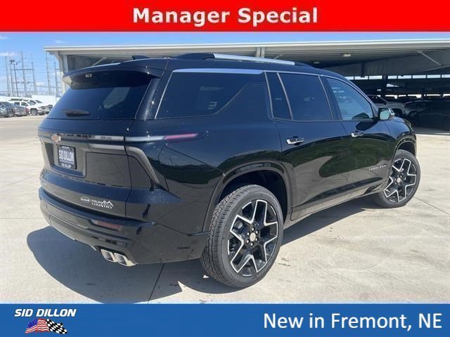 New 2026 Mosaic Black Metallic Chevrolet High Country image 2