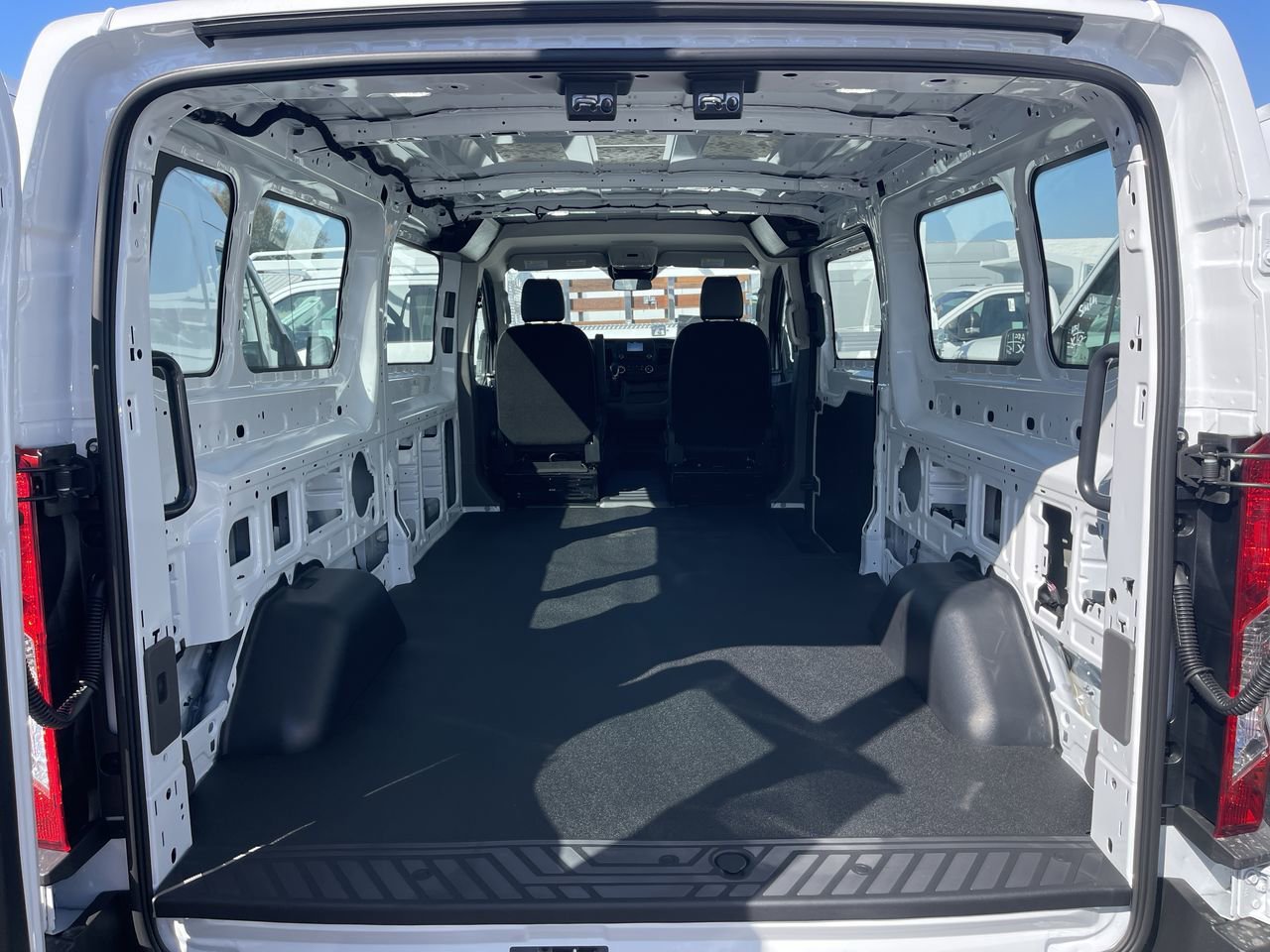 New 2025 Oxford White Ford  image 27