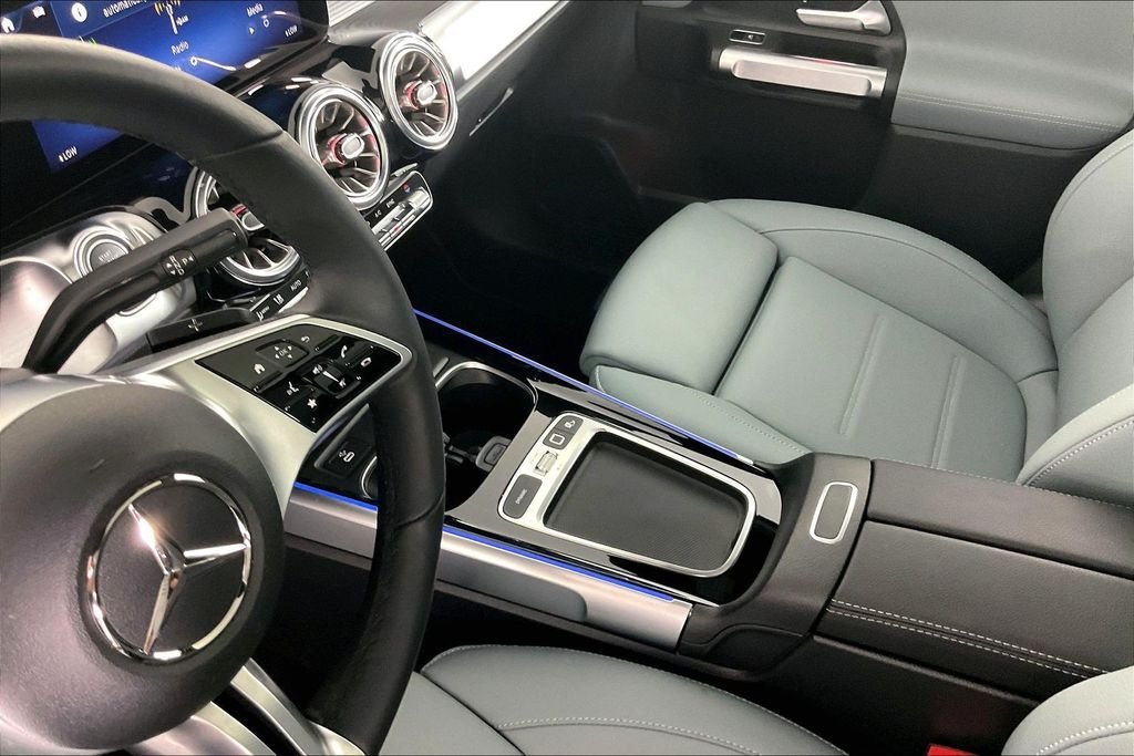 2026 Mercedes-Benz GLB GLB 250 - Photo 12