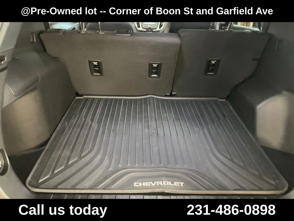 Used 2018 Gray Chevrolet LT image 27