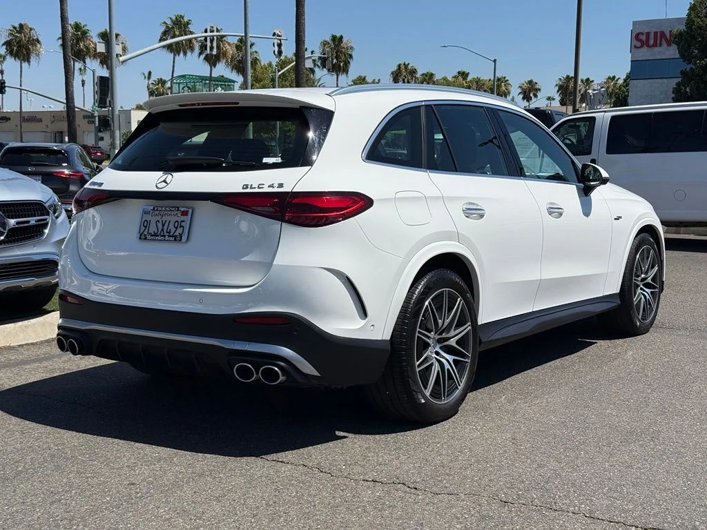 Used 2024  Mercedes-Benz GLC 43 AMG® image 10