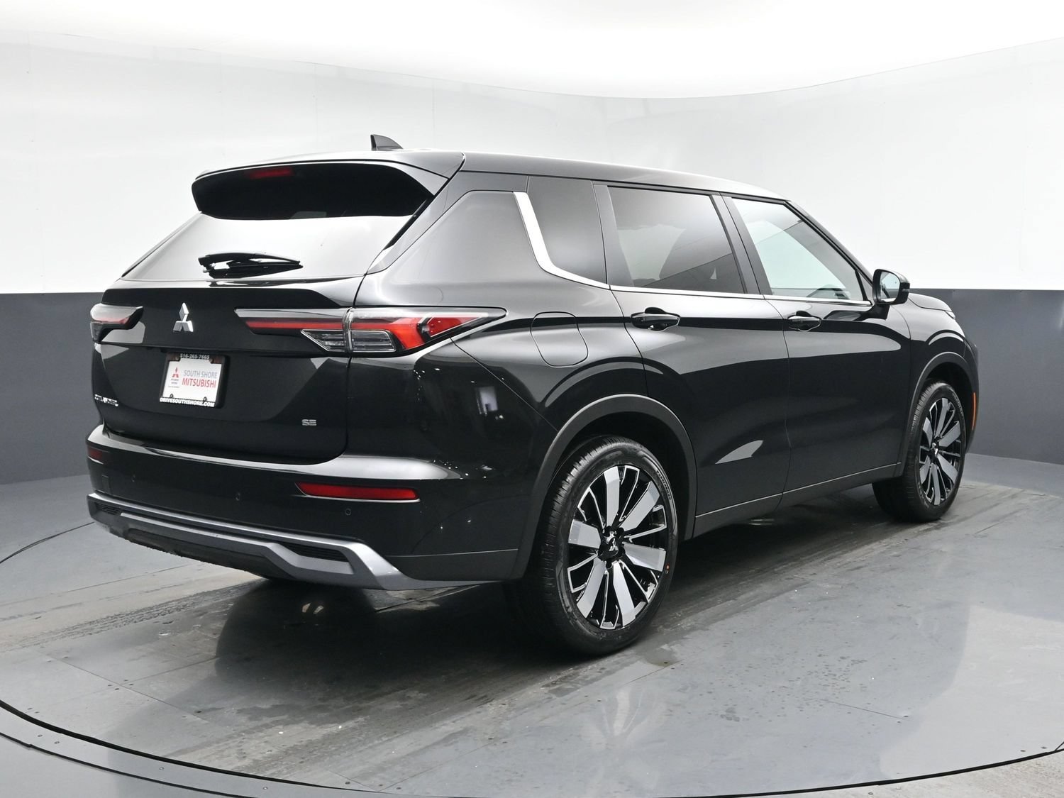 New 2026 Black Mitsubishi SE 1.5T 2WD image 21