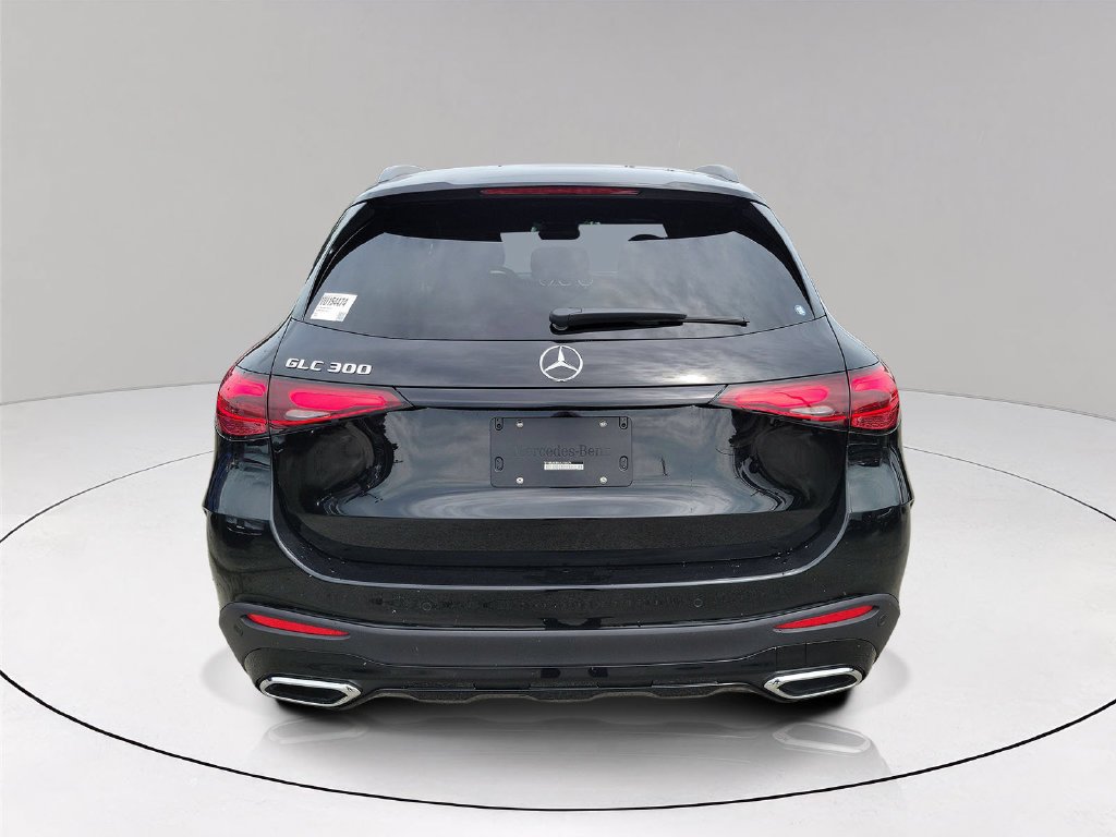New 2027 Black Mercedes-Benz GLC 300 image 5