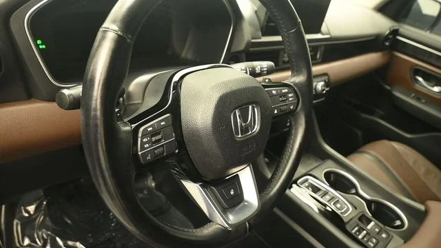 Used 2024 Platinum White Honda Elite image 15