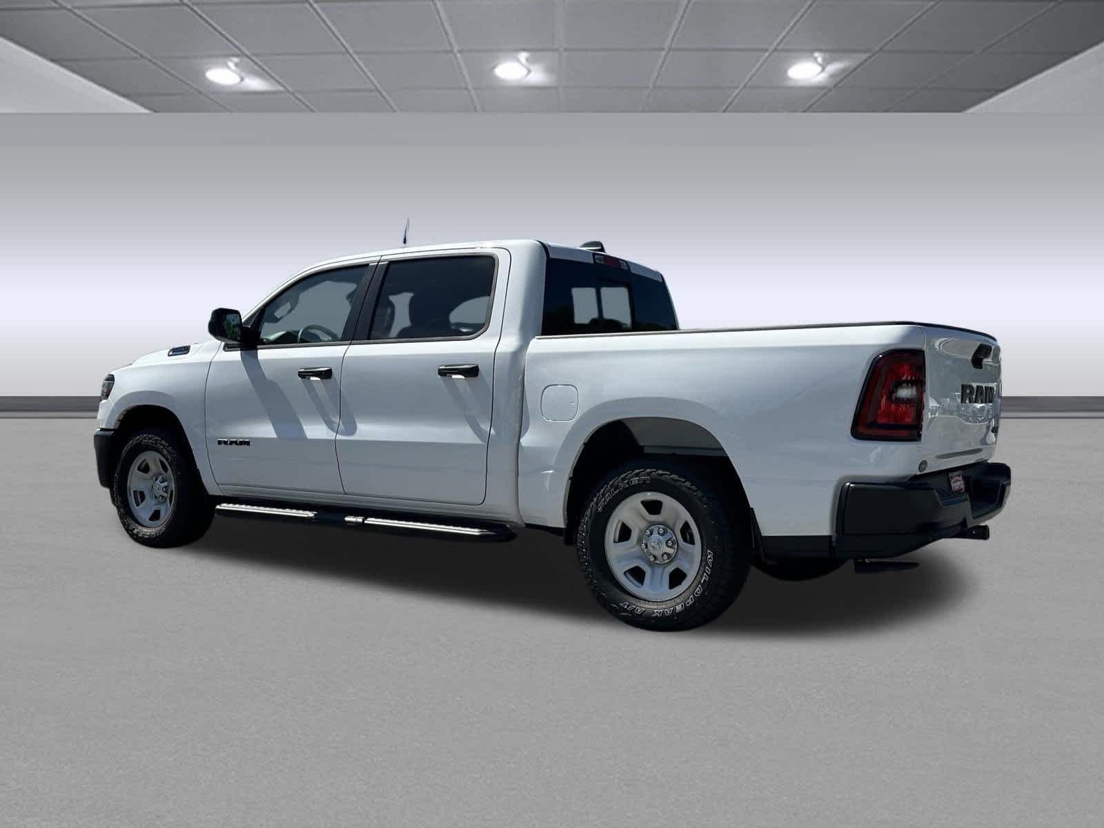 New 2026 Bright White Clear-Coat Exterior Paint RAM Tradesman image 3
