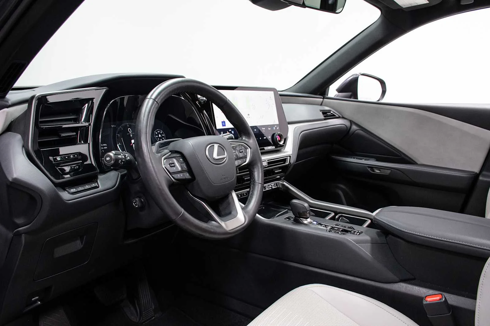 Certified Used 2025 Nori Green Pearl Lexus Premium image 15