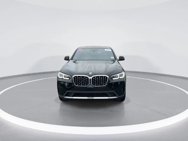 Used 2023 Black BMW xDrive30i image 2