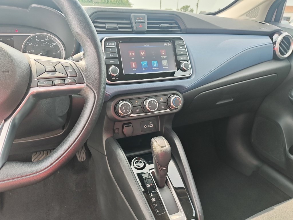 Used 2025 Silver Nissan 1.6 SV image 20