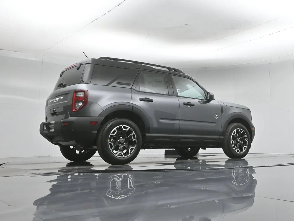 New 2026 Gray Ford Outer Banks image 49