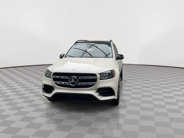 Used 2023 White Mercedes-Benz GLS 450 image 40