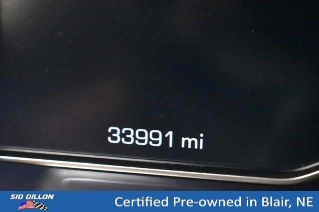 Used 2024 Summit White GMC SLE image 14