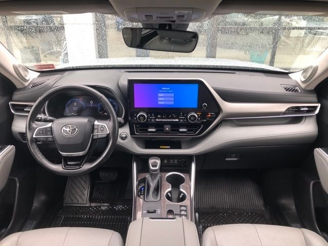 Used 2023 Silver Toyota Limited image 21