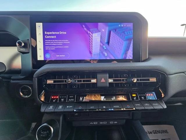 Used 2025 Underground Toyota Base image 15