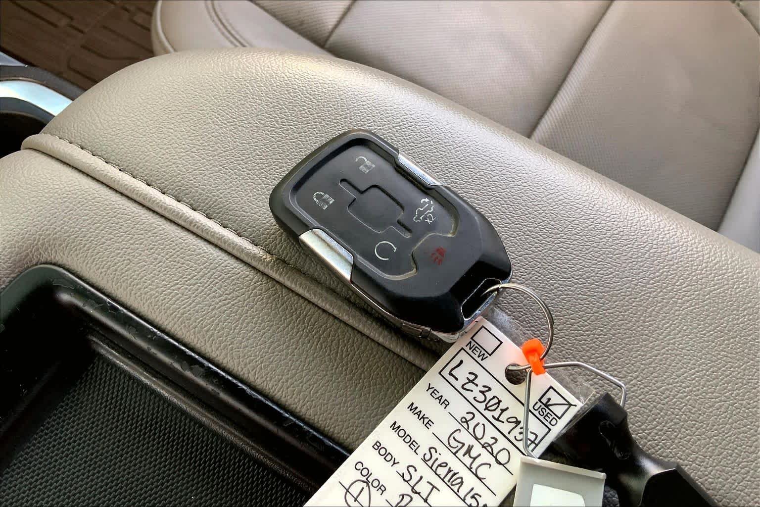Used 2020 Red Quartz Tintcoat GMC SLT image 14
