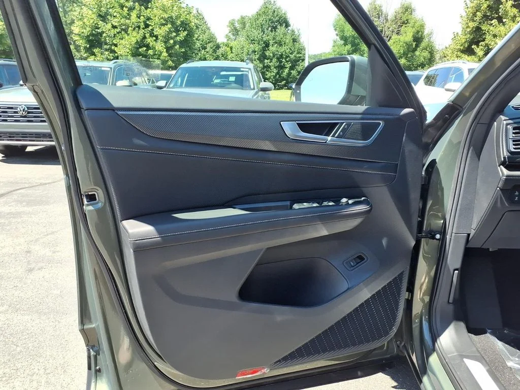 New 2026 Avocado Green Pearl Volkswagen 2.0T SEL image 9