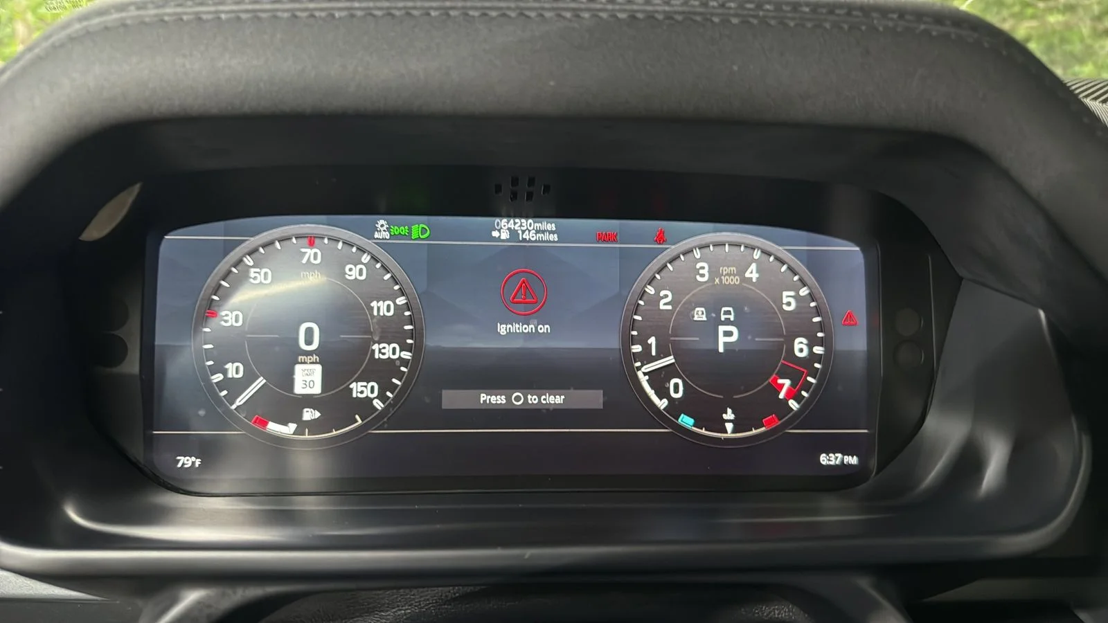 Used 2021  Land Rover X-Dynamic SE image 13