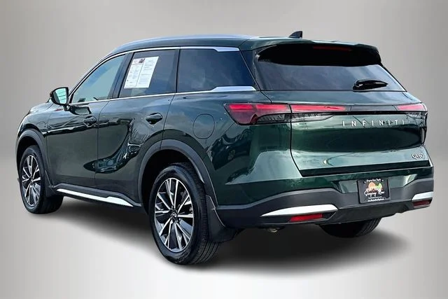 Used 2026 Green INFINITI LUXE image 4