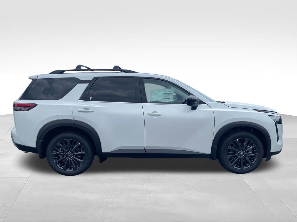 New 2026 White Nissan SL image 6